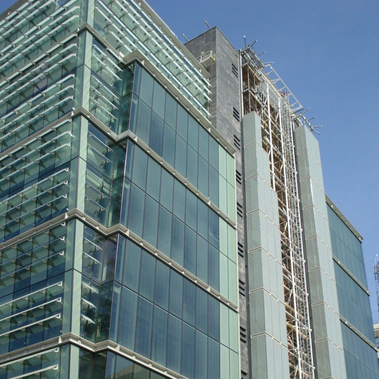 Mur rideaux ALUMAROC